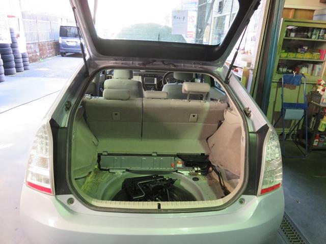 トヨタ プリウス ZVW30 ハイブリッドバッテリー交換 呉市の第一自動車へ｜第一自動車